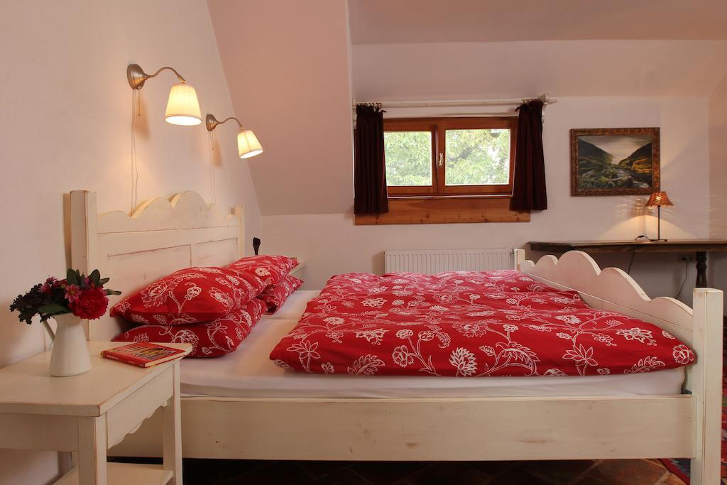 Guesthouse Novak Dvor الغرفة الصورة
